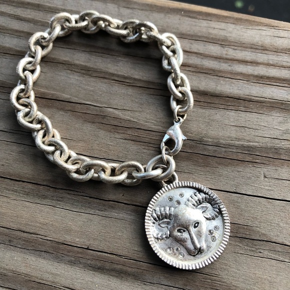 VTG MCM Aries Ram Astrology / Star Sign Silver Toned Oval Chain Link Bracelet - Picture 6 of 10